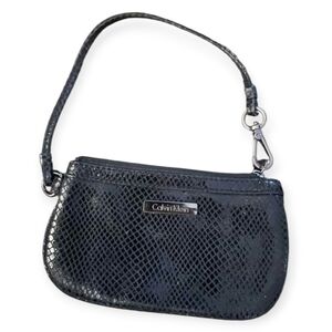 New Calvin Klein Black Textured Wristlet